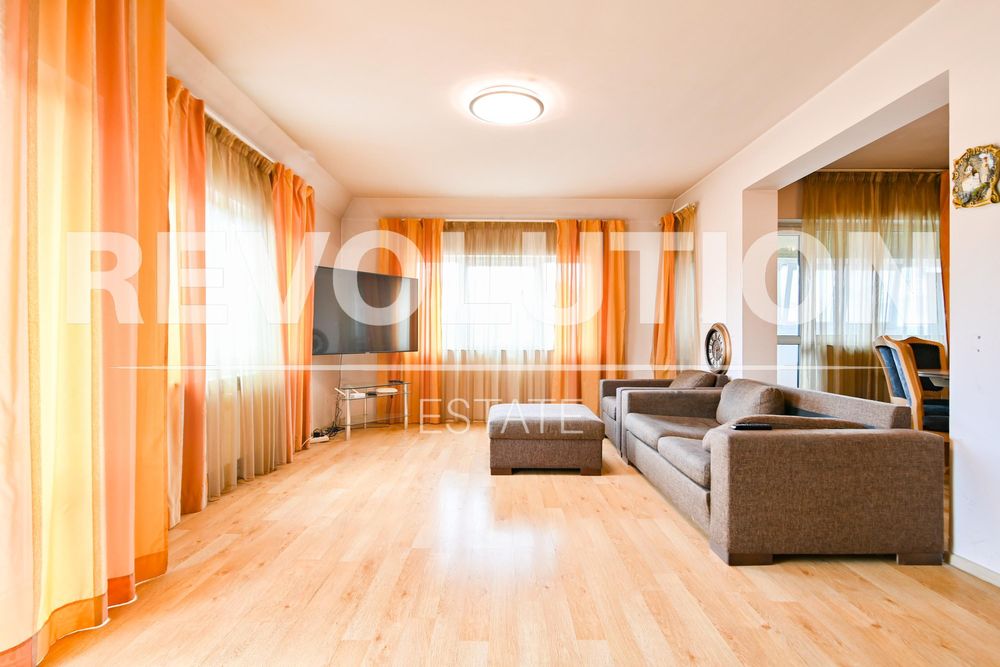 Дава се под наем Тристаен апартамент в София, Лозенец - 143 кв.м за 1000 € - Снимка #2