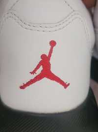 Jordan maxin 200 white and red