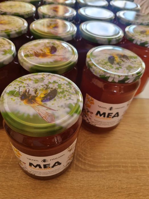 Продажба на пчелен мед