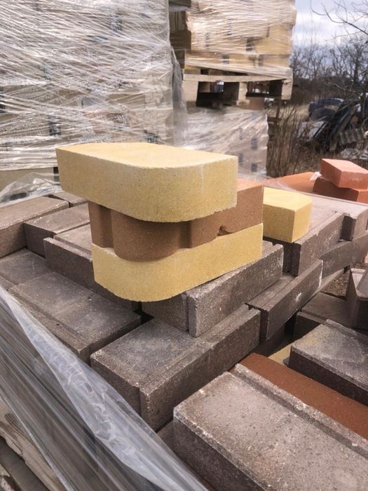 Caramida multicolora 0️⃣7️⃣8️⃣6️⃣4️⃣8️⃣1️⃣1️⃣7️⃣5️⃣