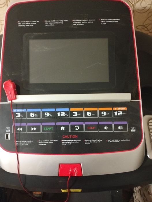 Беговая дорожка почти новая