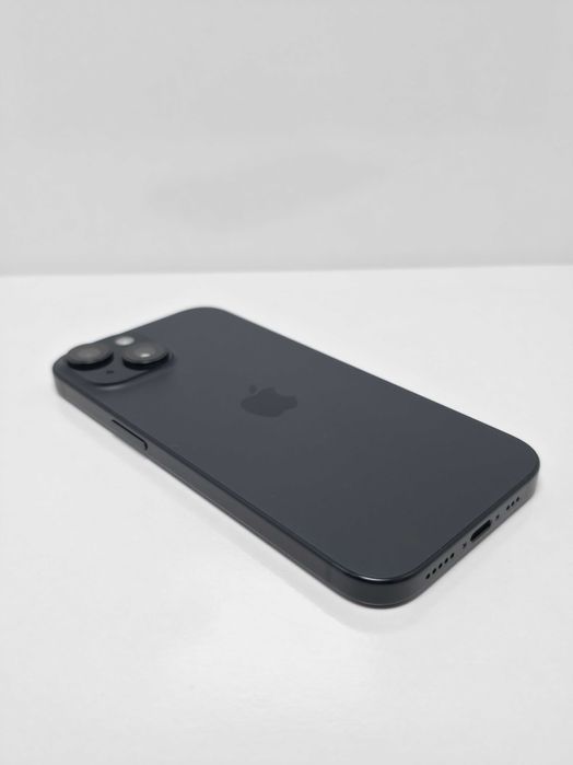 iPhone 15 128GB Black