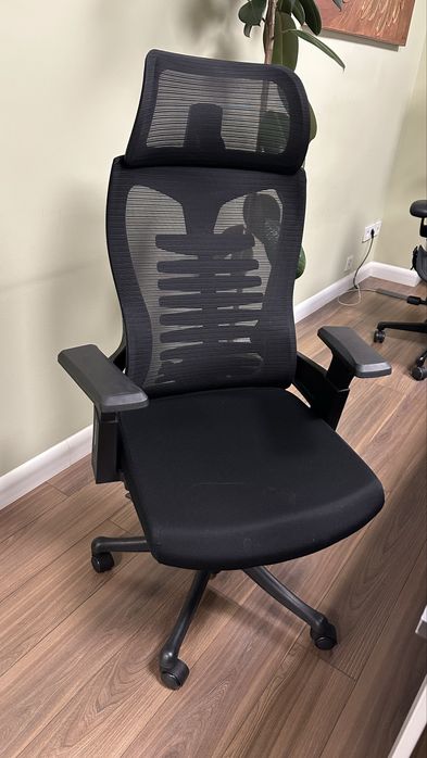 Кресла компьютерные , офисные