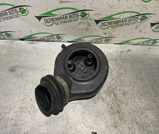 Capac motor 6000 582 582 Dacia 1310 prima generatie