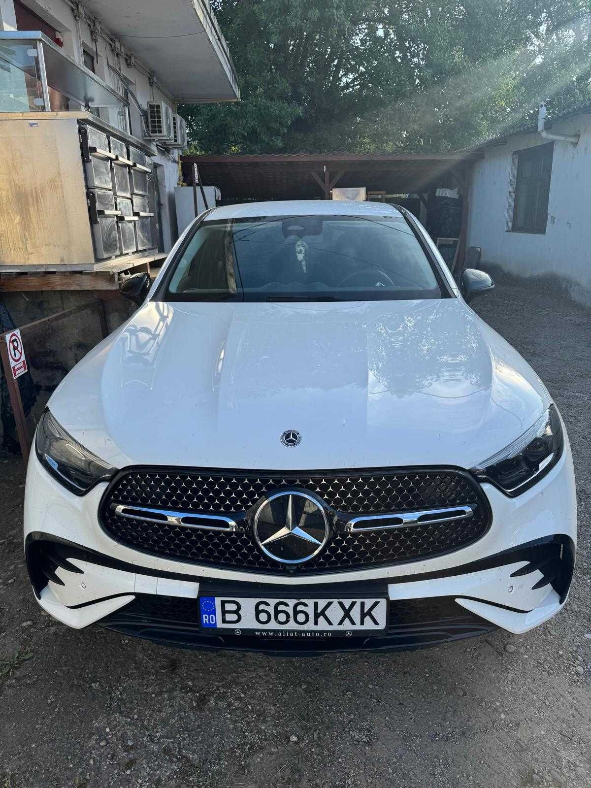 MERCEDES GLC300e COUPE Plug-In Hybrid benzina electric AN 2024/10