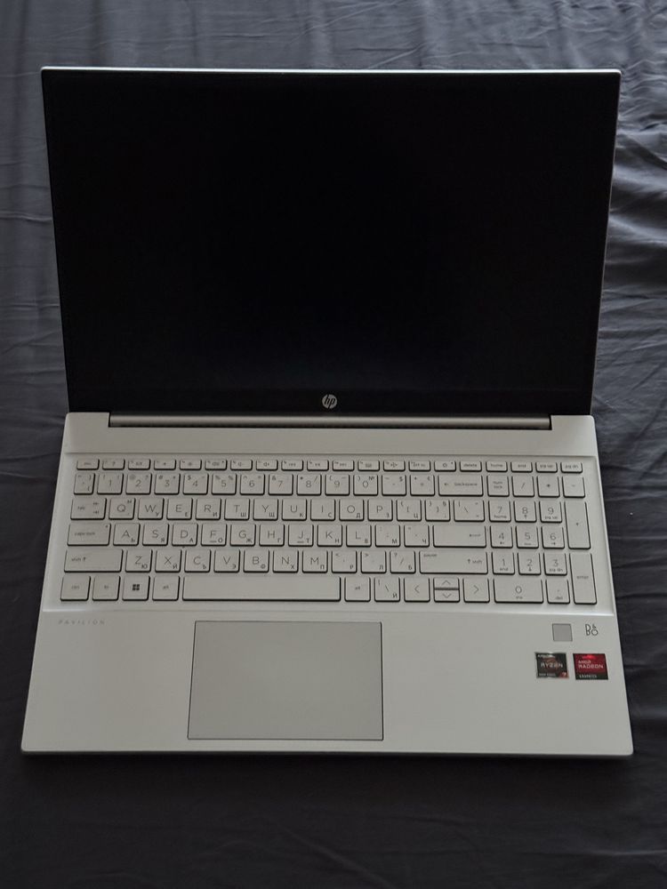 HP Pavilion 15-eh2003nu – Ryzen 7 / 16GB RAM / 1TB SSD