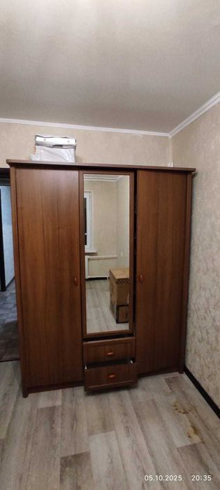 Шифонер размером 155х220х60 (ширина, высота, глубина) Срочно