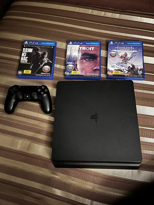 Продам PlayStation 4. PS4 Slim 1 ТБ