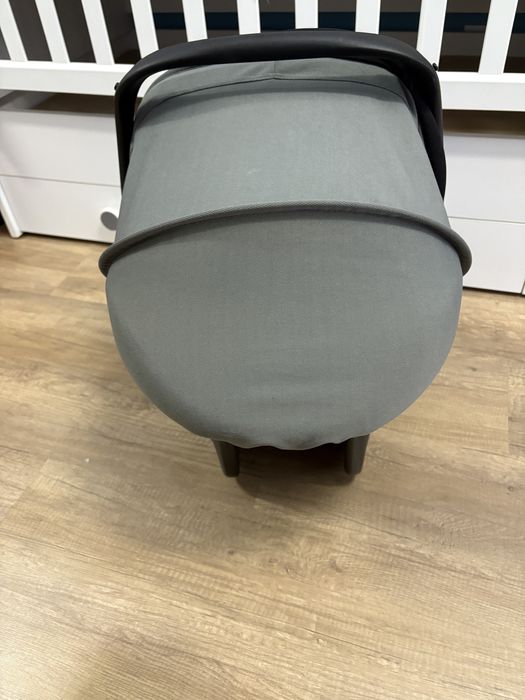 Столче - кошничка за кола 0-13 кг. Apollo CANGAROO - сив