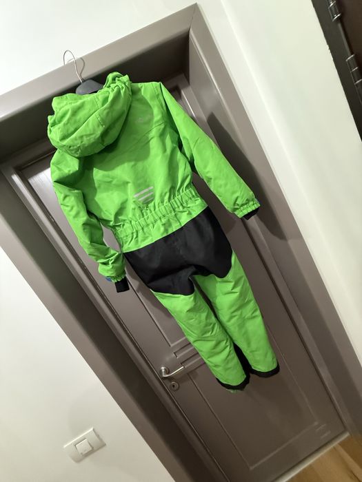 Combinezon ski baieti 134 cm 9 ani