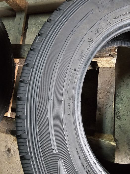 2 anvelope iarna 215 65 16C Falken 7.8mm 2022