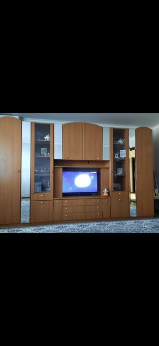 Продам стенку б/у