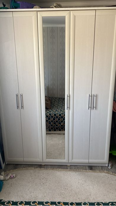 Продам спальний гарнитур