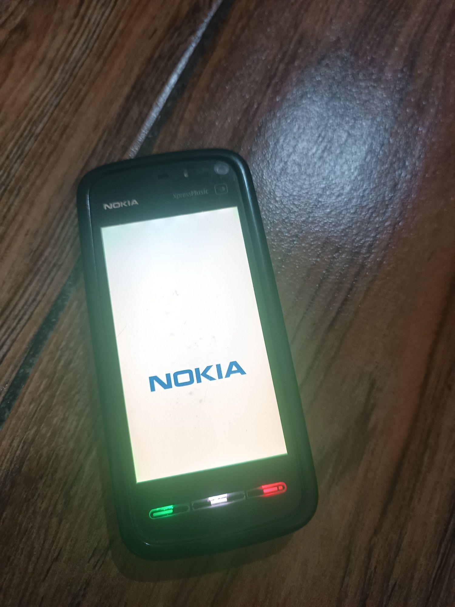 Telefon 5800  . Nokia original. Imey Bor