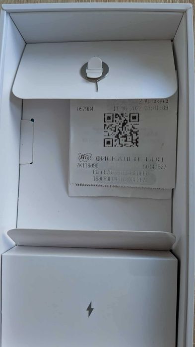 Google Pixel 3 , с окомплектовка + 2 кейса, нова батерия