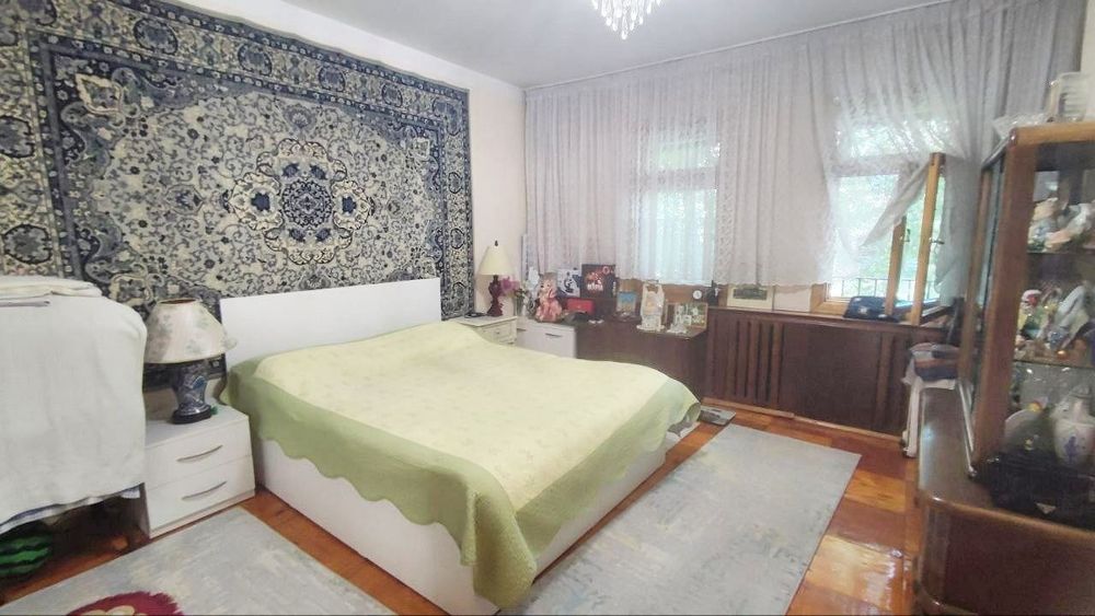 Своя Айбек метро Ойбек Россия Афросиаб Шахризяпс Кунаева