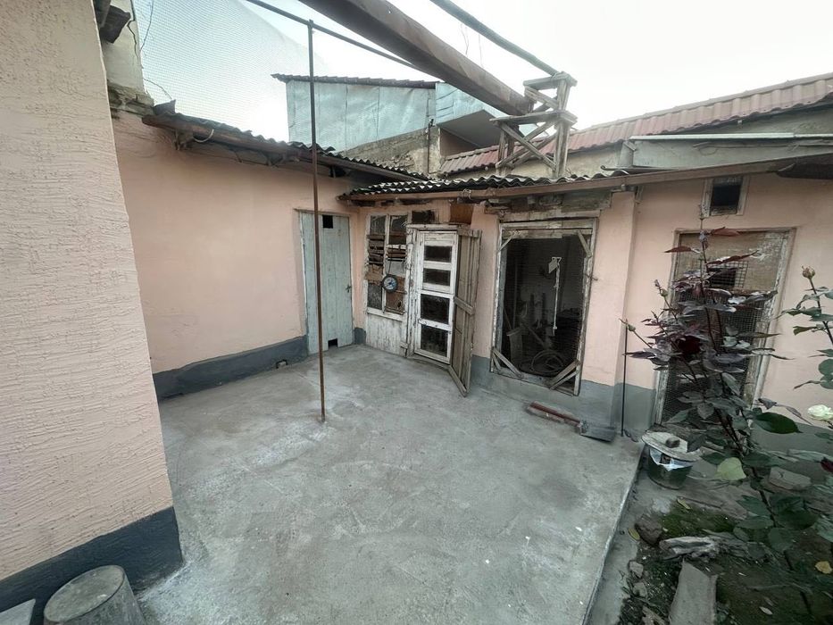 ApartmentbuildingOne