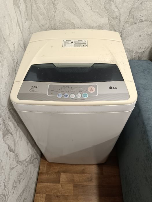 Продам стиральную машину LG