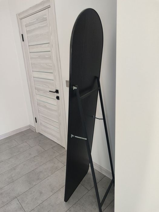 Зеркало стационарное.