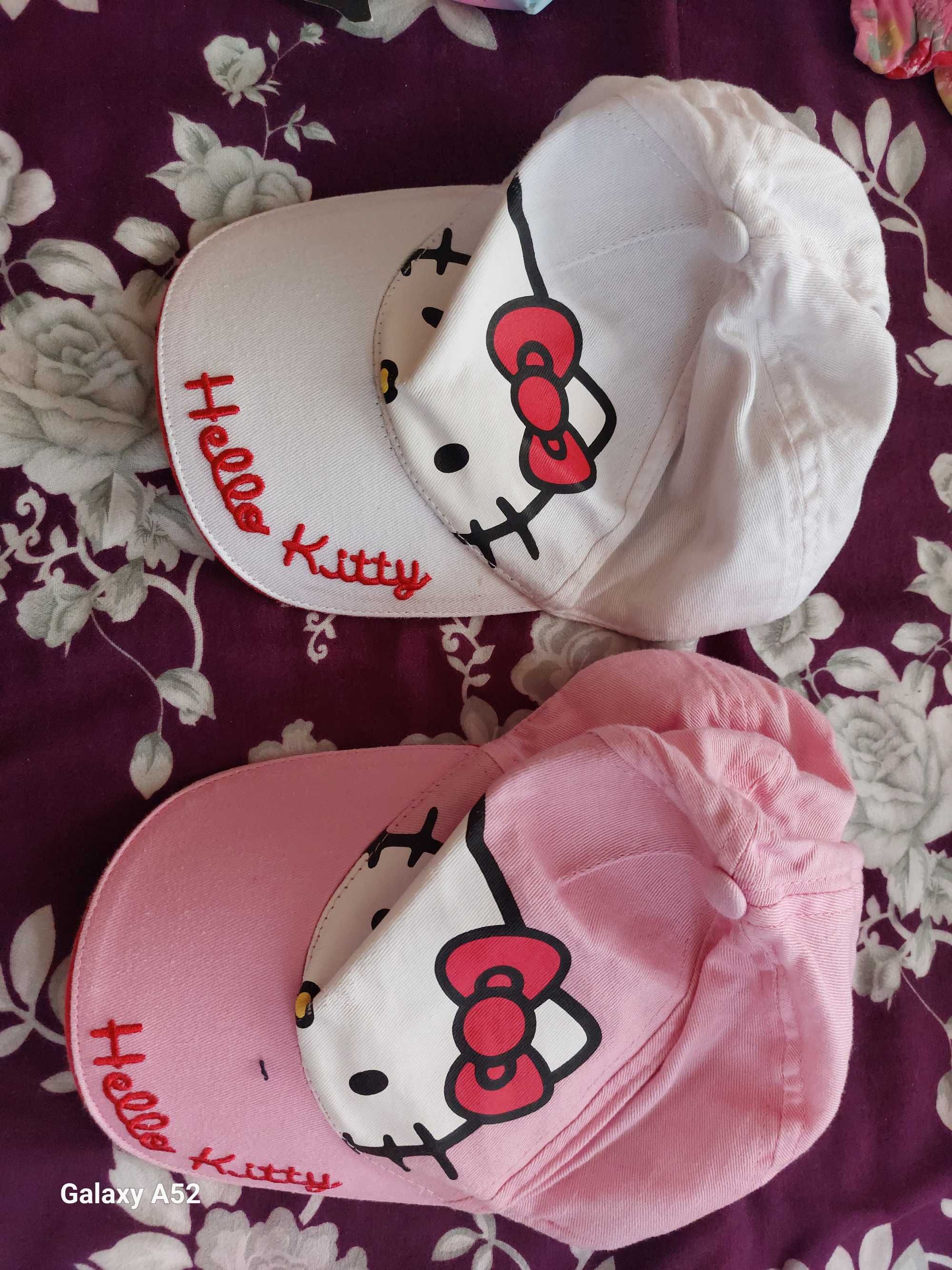 Детски шапки hello kitty за обиколка 52см.
