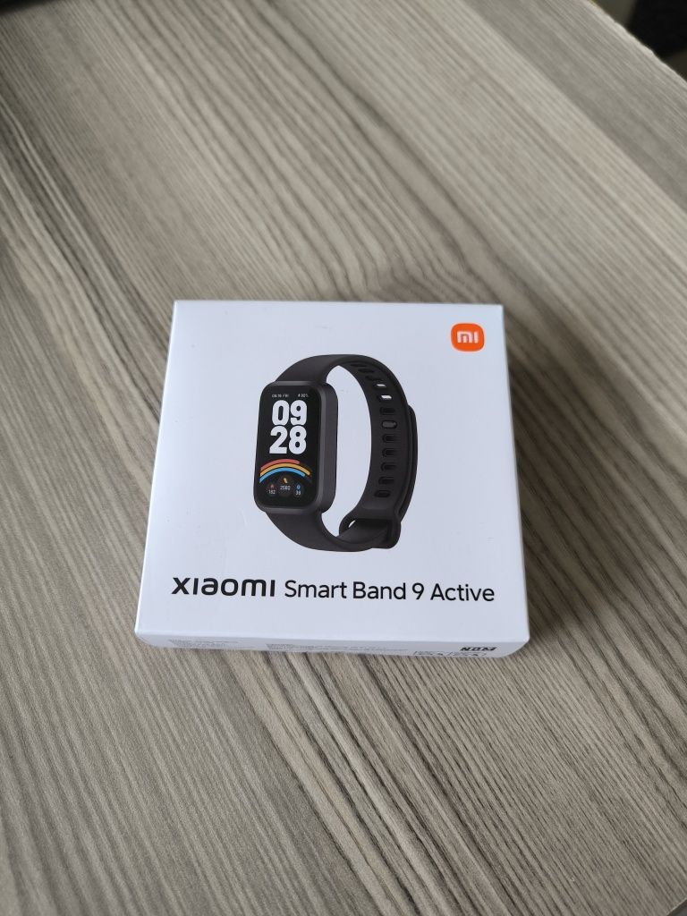 НОВ! Xiaomi Smart Band 9 Active