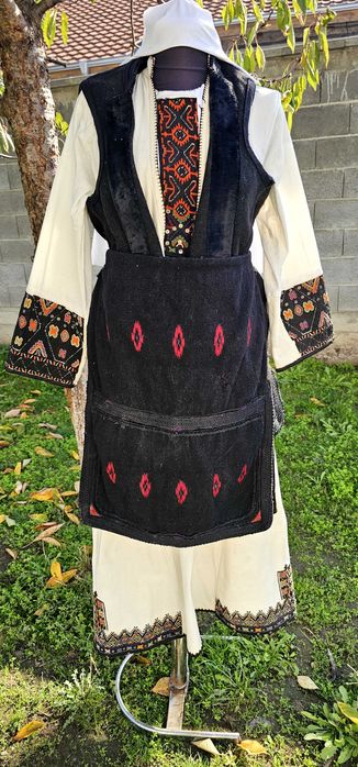 Македонска носия