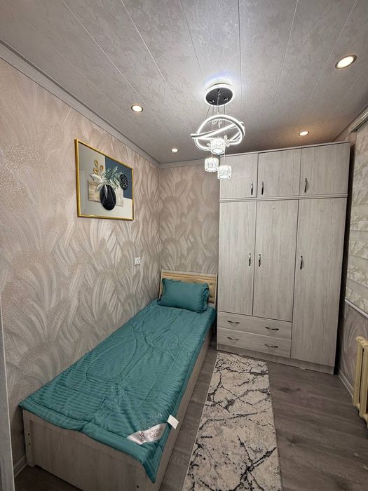 Чиланзар 8 квартал, ТЦ Парус . 3в4 комнатная  70кв.м  с  обстановкой