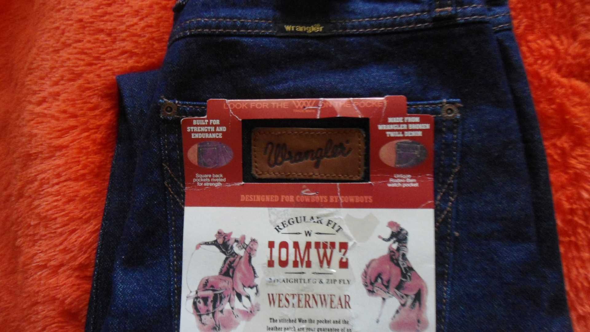 продам джинсы wrangler.