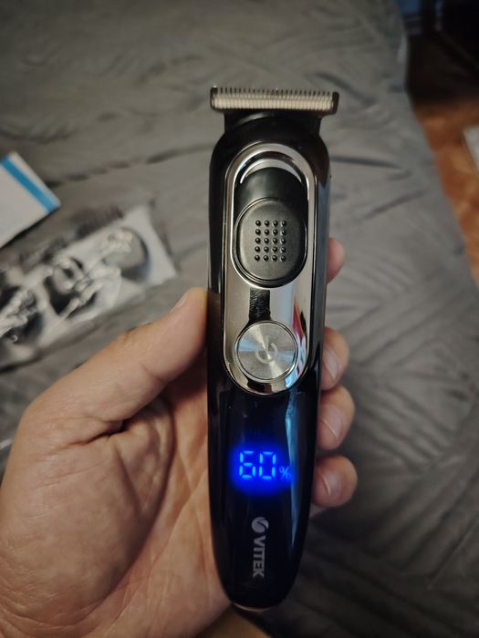 Продам триммер 3в1 vitek