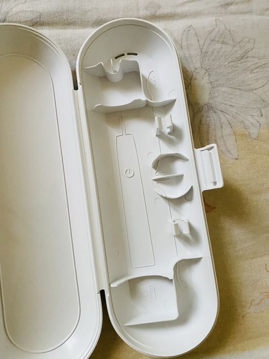 Четка за зъби Philips sonicare 5100