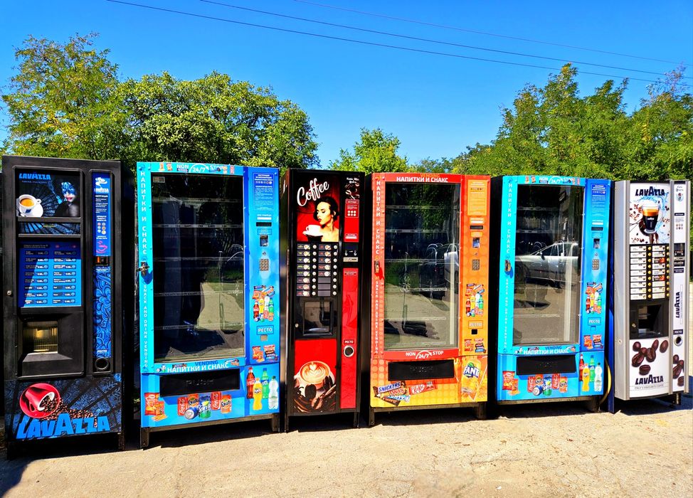 Вендинг автомат за пакетирани стоки/ хладилна машина