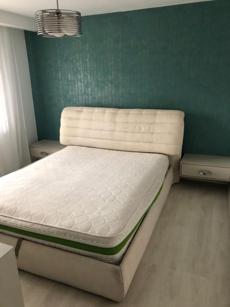 Vand apartament 4 camere