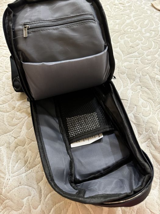 Мъжка чанта кросбоди