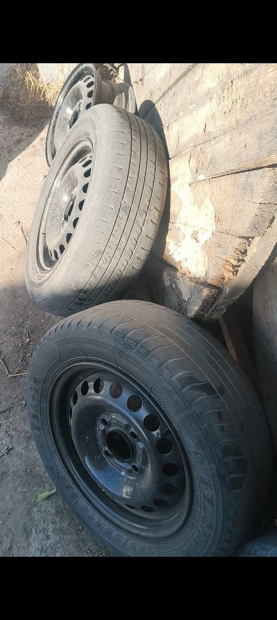 Диски на  r 14 Шины в подарок Срочно