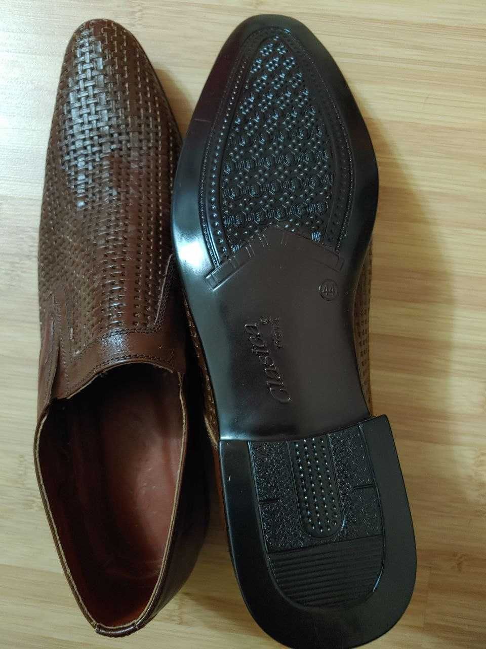 Новые мужские туфли 44 размер