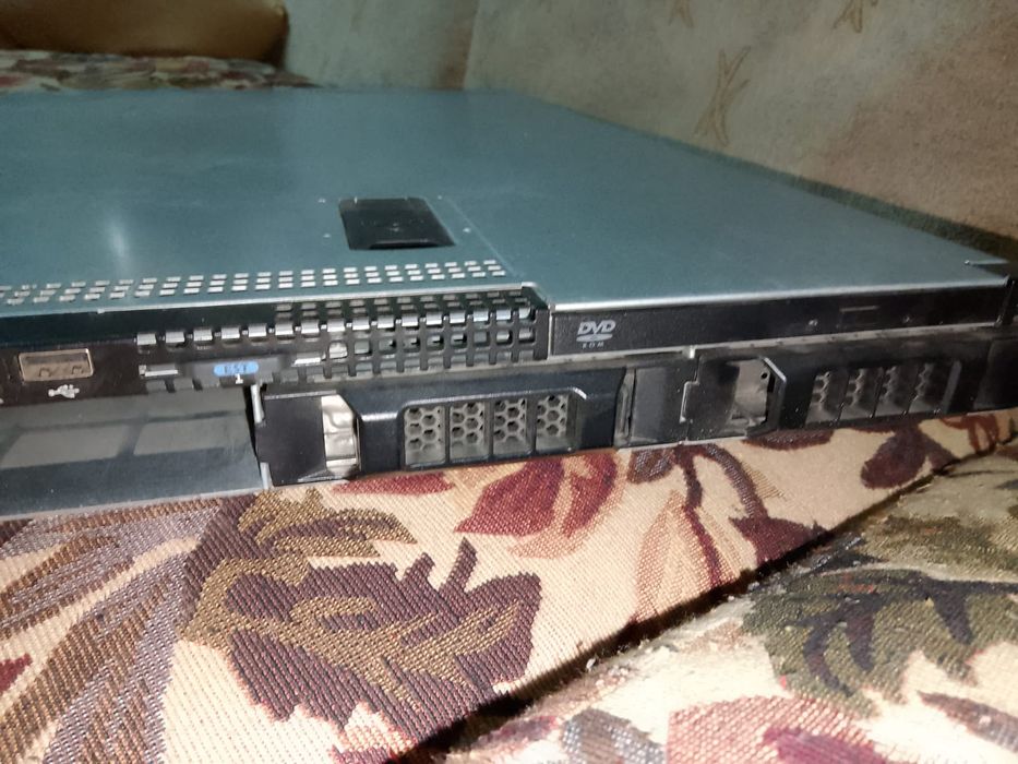 Продам сервер, б/у