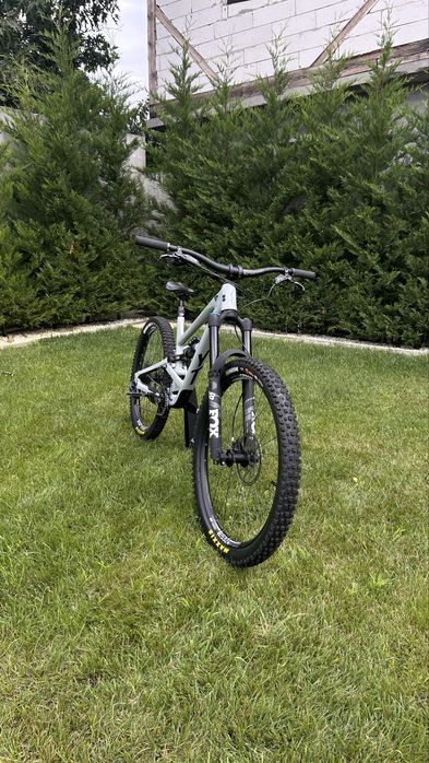 YT Capra Core 2 MX