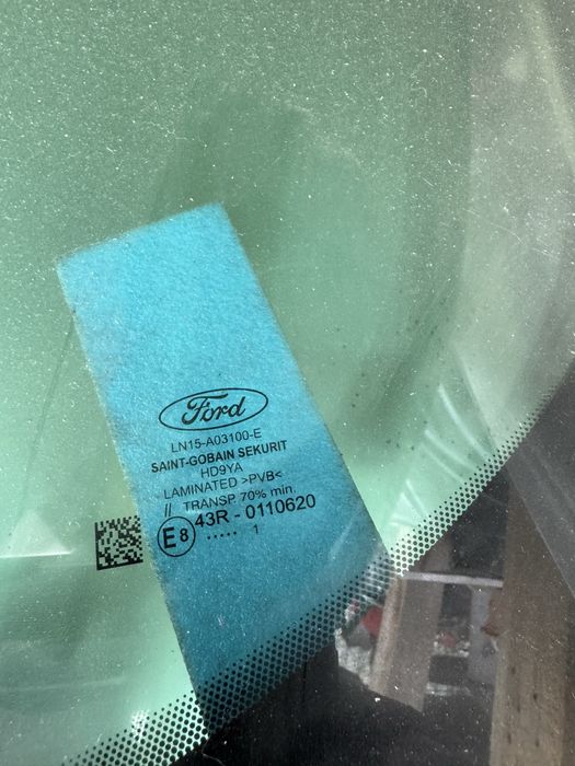 Parbriz original nou Ford