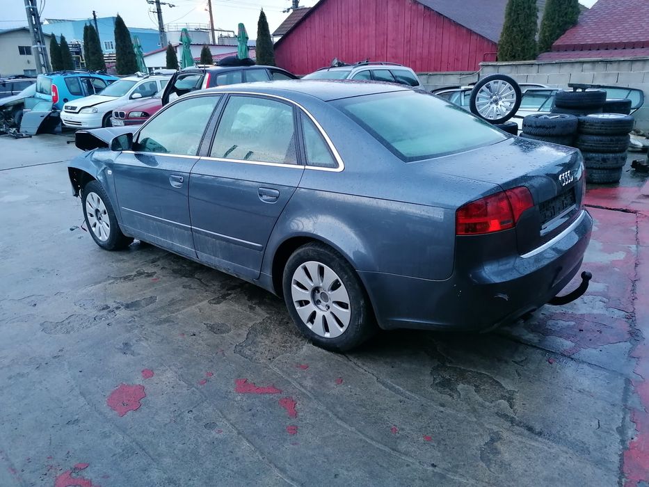 Ușa laterală spate  dreapta Audi a4 b7 limuzina cod culoare LX7Z