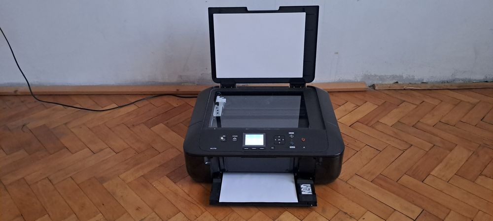 Принтер  Canon Pixma MG5750
