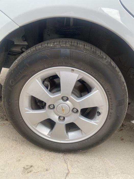 Nexen  196/65r15