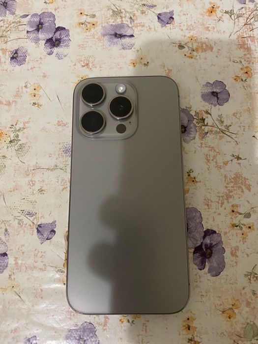 Продаю Iphone 15 pro 128 гб ремонта не было в идеальном состояний