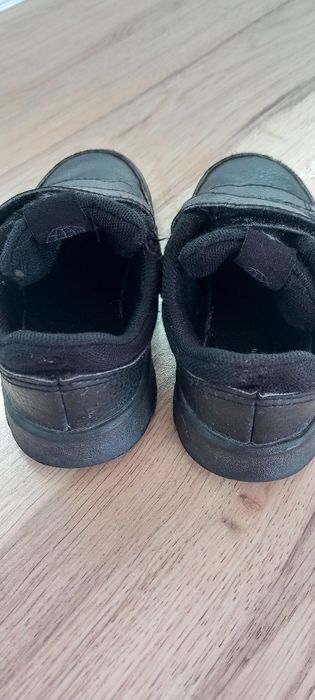 детски маратонки адидас 27 номер