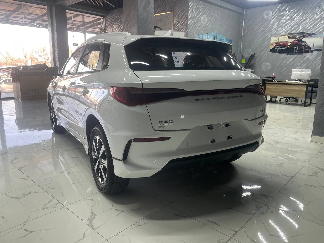 Order avto Byd e2