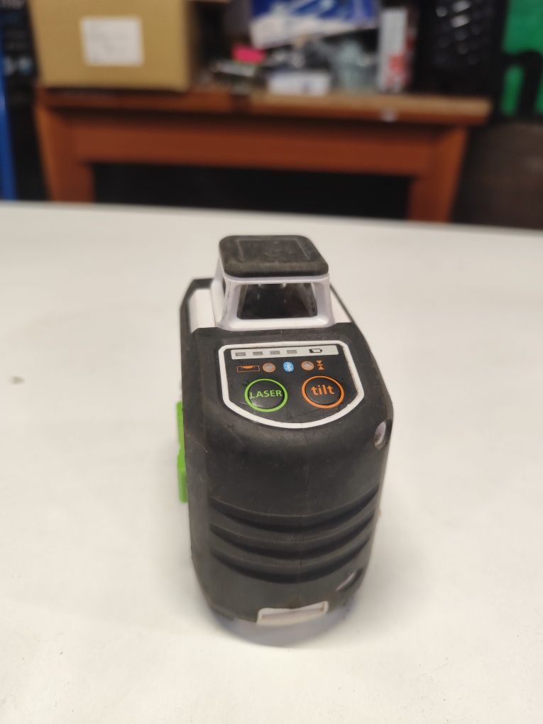 360° лазерен нивелир Laserliner CompactLine-Laser G360