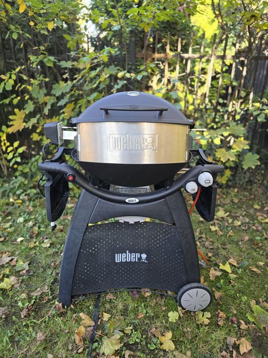 Grătar Weber Gaz Q3000,Masă,Husă, Rotisor original