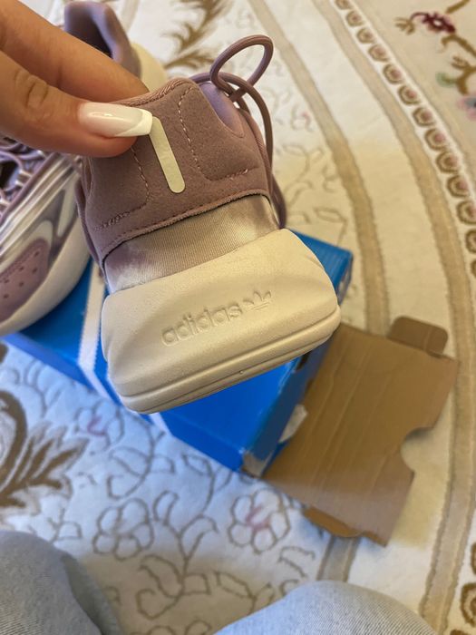 Adidasi ozelia shoes adidas