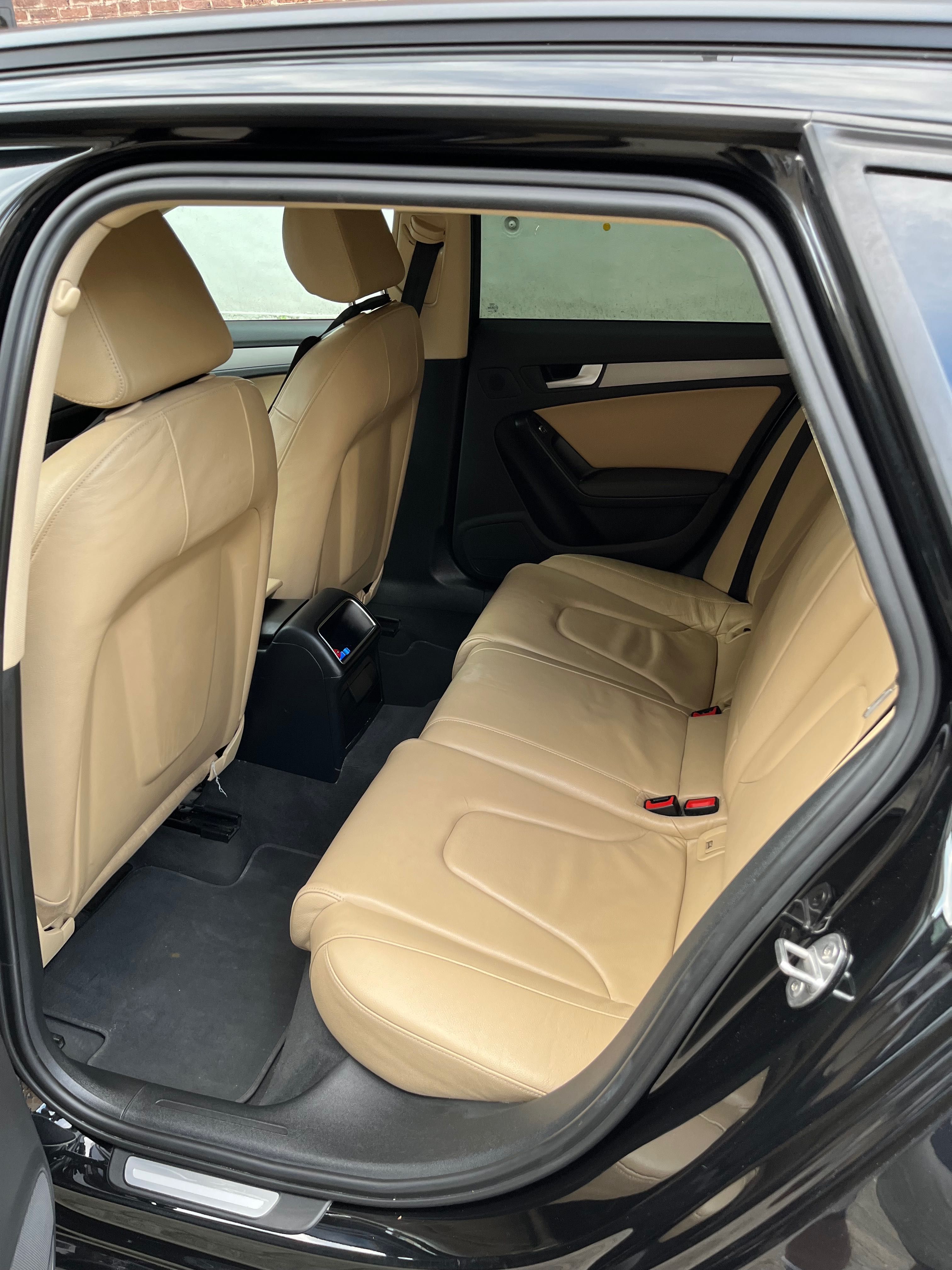 Audi a4 b8 de vânzare telefon 0030484479165