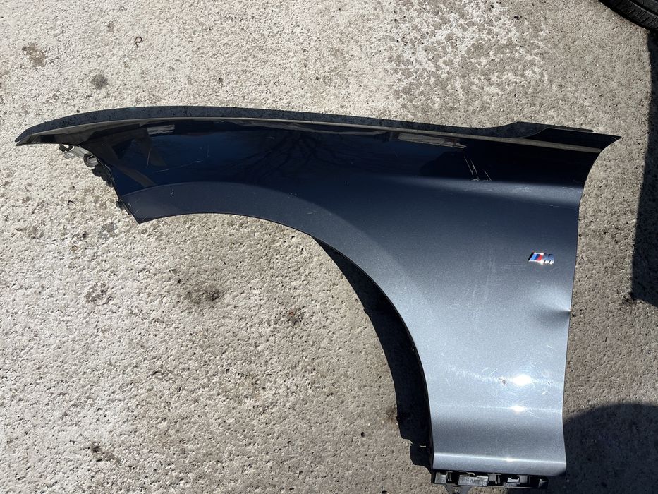 Aripa stanga cu defect BMW Seria 1 2 F20 F21 F22