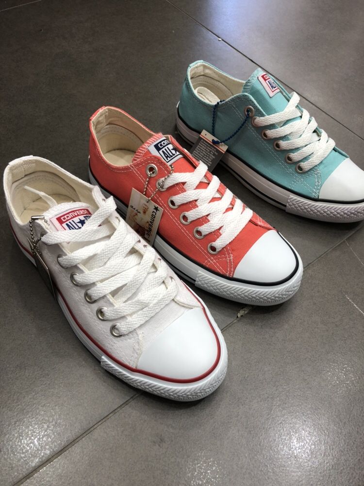 Tenisi Converse albi